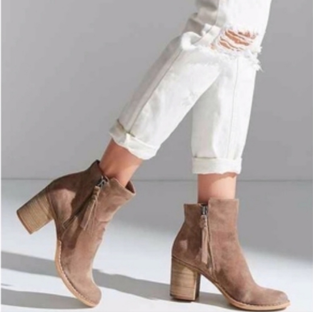 Suede leather booties